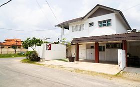 Canal Dusun Muda Homestay Kota Bharu